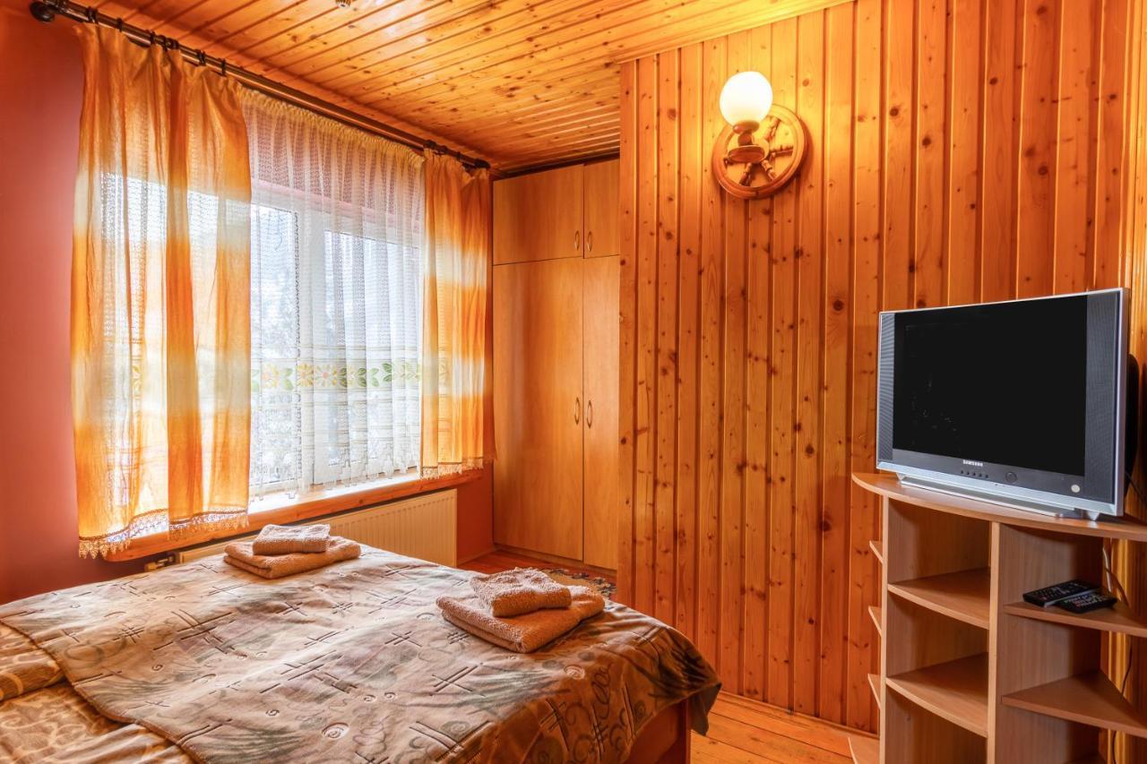 Smerichka Hotel Slavske Exterior photo